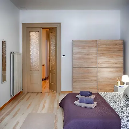 Triestehost - Via Torino * 的里雅斯特